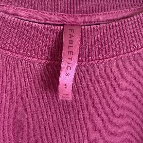 NWOT Fabletics Sweater - Picture 4 of 4